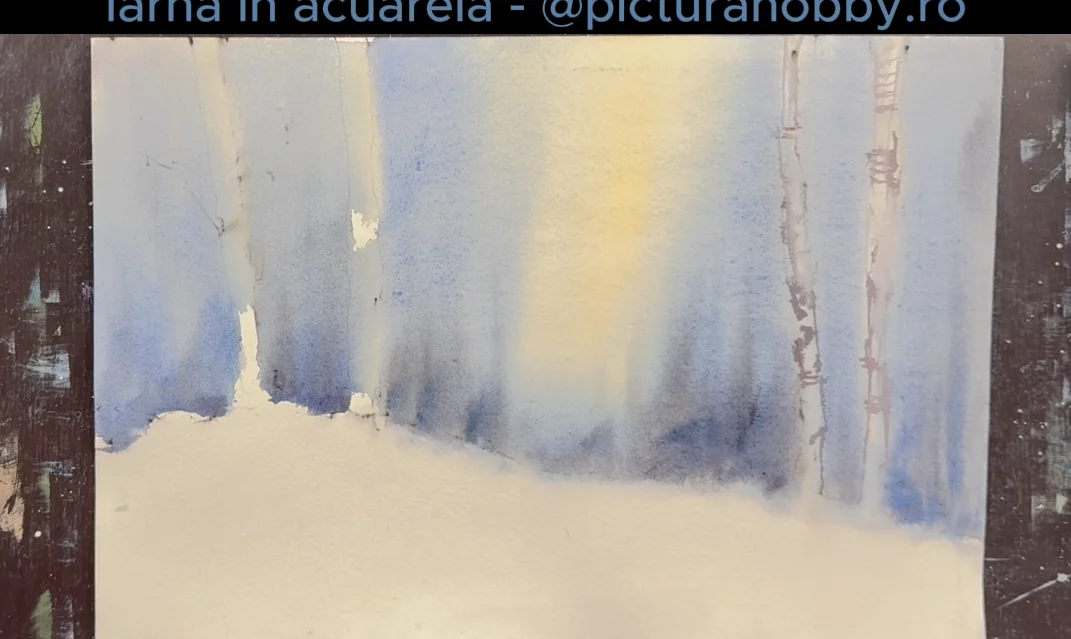 Trunchiuri albe de mesteceni si zapada lasata nepictata, peisaj de iarna pictat in acuarela